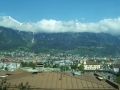 Vistas de la ciudad de Innsbruck con los Alpes al fondo
