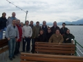 Alcaldes y representantes municipales vascos en un paseo en barco en el lago Chiemsese