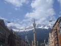 Columna con la estatua de Santa Ana en la avenida María Teresa de Innsbruck