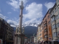 Columna con la estatua de Santa Ana en la avenida María Teresa de Innsbruck