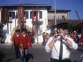 Salida del desfile desde el Arco de la Hermandad de Pescadores en la Entrega de la Kutxa