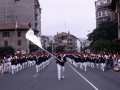 Desfile de la compañía "Gora Arrantzale Gazteak" el día del Alarde