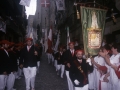 Desfile de compañías a su bajada por la Kale Nagusia el día del Alarde