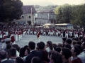 Desfile de compañía por las calles de Hondarribia el día del Alarde