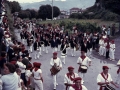 Desfile de compañía por las calles de Hondarribia el día del Alarde