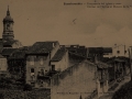 Fuenterrabía : campanario de la iglesia y casas = clocher de l'eglise et maisons de la ville
