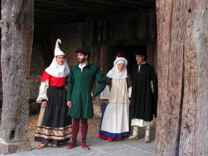 La familia Kortaberria en el Caserío Museo Igartubeiti