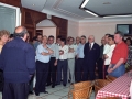 Asistentes a los actos de inauguración de la sociedad Txantxiku Txoko