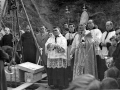 "Eibar. M. Rdo P. Severino de Santa Teresa. Prefecto apostólico de Urabá en Colombia durante la colocación y bendición de la primera piedra de la iglesia de los carmelitas"