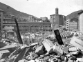 "Eibar. La plaza del Mercado y la Iglesia Parroquial"