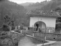 "Aguinaga (Eibar). Escuelas del barrio de Aguinaga"