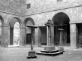 "Eibar. Claustro del convento de Isasi"