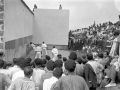 Partido en el frontón del refugio en la inauguración