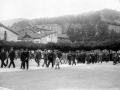 "Los Alcaldes de Guipuzcoa a la llegada a Eibar a visitar la Escuela de Armeria"