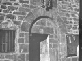 "Elgueta. Antigua portada de la casa conocida de Portalekua que se halla frente a la Iglesia Parroquial"