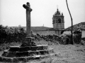 Vista con la cruz y la iglesia