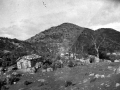 "La cumbre de Arno desde las chavolas de Urmola"