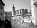 "Lazcano (Guipuzcua). Paisaje con la Iglesia Parroquial al fondo"