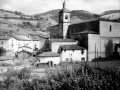 Vista e iglesia parroquial de San Martín de Zegama