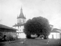 Plaza con la iglesia parroquial de la Asunción de Nuestra Señora