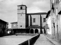 Iglesia de la Asunción de Nuestra Señora y la plaza de Aizarna (Zestoa)