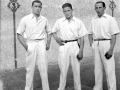 Larrañaga II.a (Santiago Larrañaga), Mendizabal eta Iraetako Txikito (Frantzisko Larrañaga) pilotariak Eibarko Astelena pilotalekuan