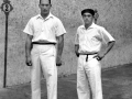 Migel Gallastegi eta Atano III.a (Mariano Juaristi) pilotariak Eibarko Astelena pilotalekuan