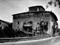 "Andoain. Casa Torre Iztueta en la carretera hacia Villabona"