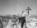 Atxabal y Toloño desde la cumbre de San León