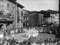 Ezpatadantzaris de Antzuola en las fiestas patronales