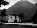 "Abalcisketa. Txindoki desde Larraitz (Aralar). La ermita de Larraitz"