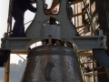 Proceso de instalación de campanas en la iglesia parroquial de San Miguel
