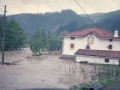 Casa solar Zubillaga Azpikua, en el barrio de Zubillaga, rodeada de agua