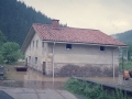 Casa rodeada de agua