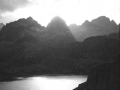 Estany Travessani ilunabarrean