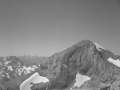 Monte Perdido Soum de Ramond-ko gailurretik. Ezkerrean Taillon mendia