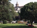 Casco antiguo y la iglesia Santa María de la Asunción desde la plaza Javier Ugarte