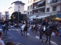 Desfile de la Artillería por las cercanías de la calle Bernat Etxepare