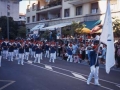 Desfile de la compañia ´Gora arrantzale gazteak´ por las cercanías de la calle Bernat Etxepare