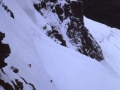 Bi mendizale Jungfraujoch mendi-estazioaren horma bat eskalatzen
