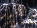 Monasterio de Piedra Parke Naturalaren barruan dagoen Iris ur-jauzia