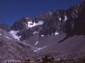 Picos de Europa Parke Nazionaleko erdialdeko mendigunearen ikuspegia, Fuente Dé-ko teleferikoaren goikaldeko geltokitik ikusita