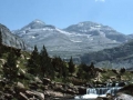 Monte Perdido eta Soum de Ramond mendiak Gradas de Soasotik ikusita, Ordesa eta Monte Perdido Parke Nazionalean