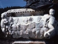 Julián Gayarreren mausoleoaren detailea