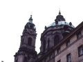 San Nikolas izeneko elizaren dorre eta kupula, Praga hiriko Mala Strana auzoan