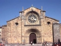 Avilako San Pedro eliza erromanikoaren portada