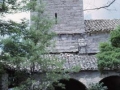 Eparotzeko Santa Fe Basilika erromanikoko klaustroa