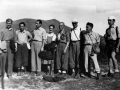 Juan San Martin junto a unos montañeros en el alto de Areitio