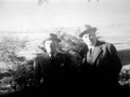 José Ortega y Gasset y Julián Bergareche en el monte San Marcial