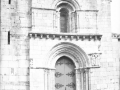 "Estíbaliz. Portada de la iglesia románica"